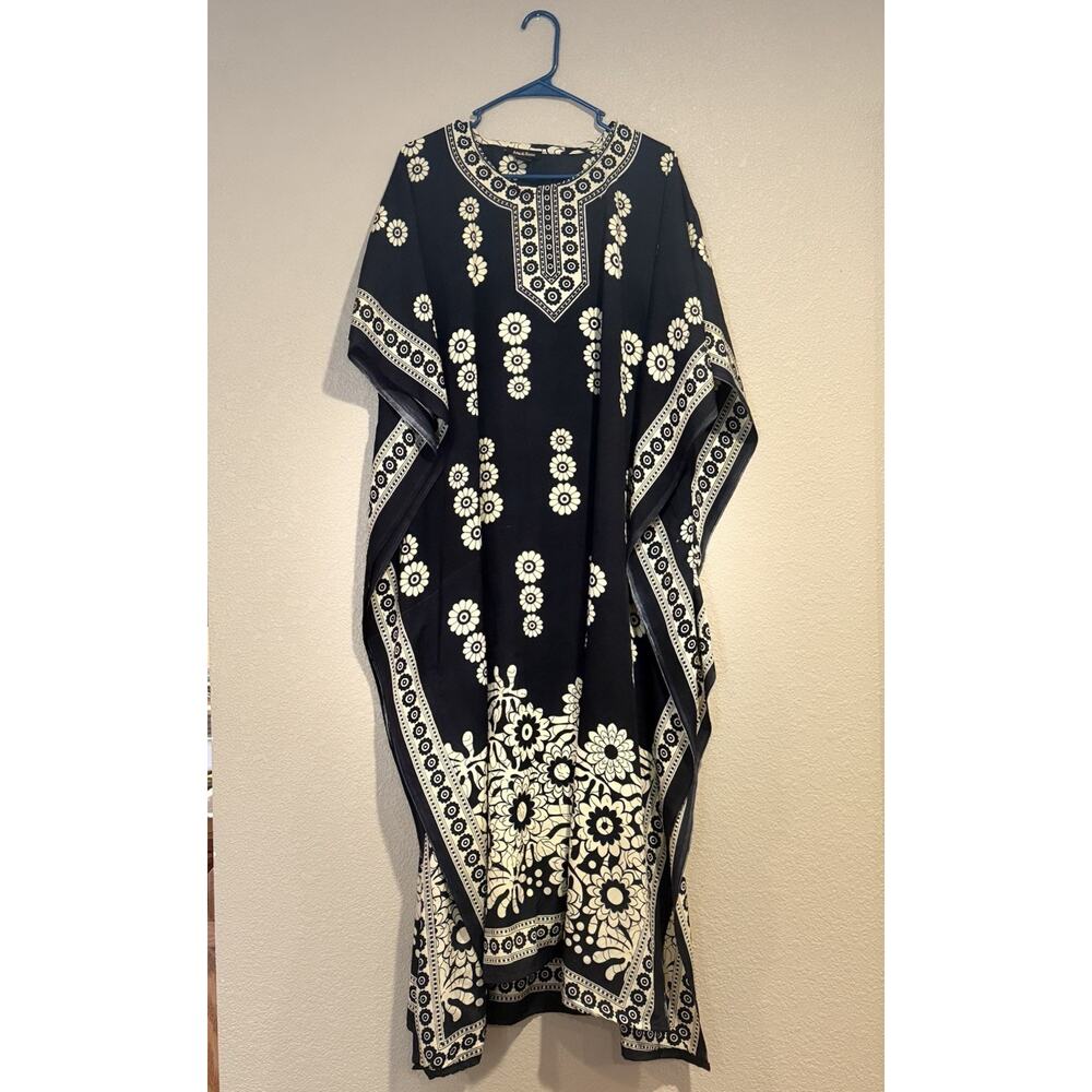 Kaftan Tunic Holiday Dress Beach Cover up fits 14,16,18,20,22,24. 51” Long